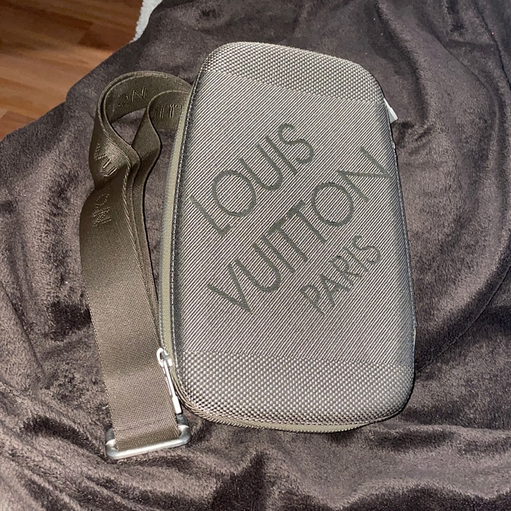Louis Vuitton Cross Body Bag
